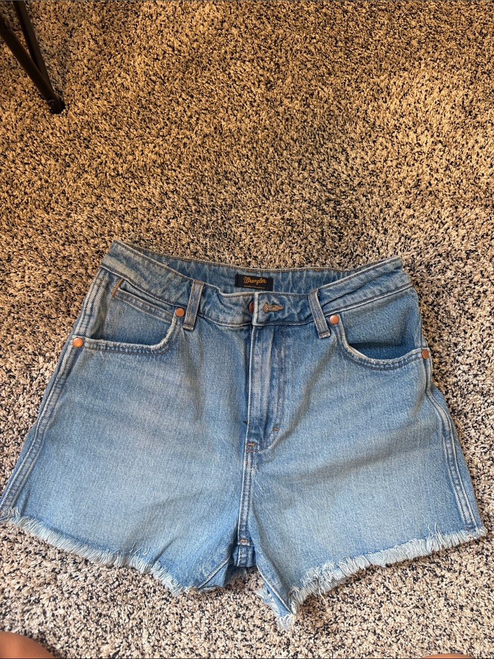 Wrangler shorts size 27